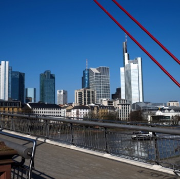 Skylineblick vom Holbeinsteg Skylineblick vom Holbeinsteg